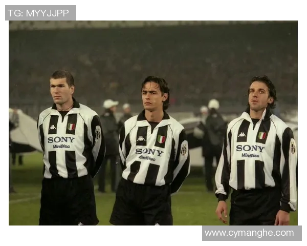 足球场上最帅球星排行 谁是你心中的绝世英俊男神